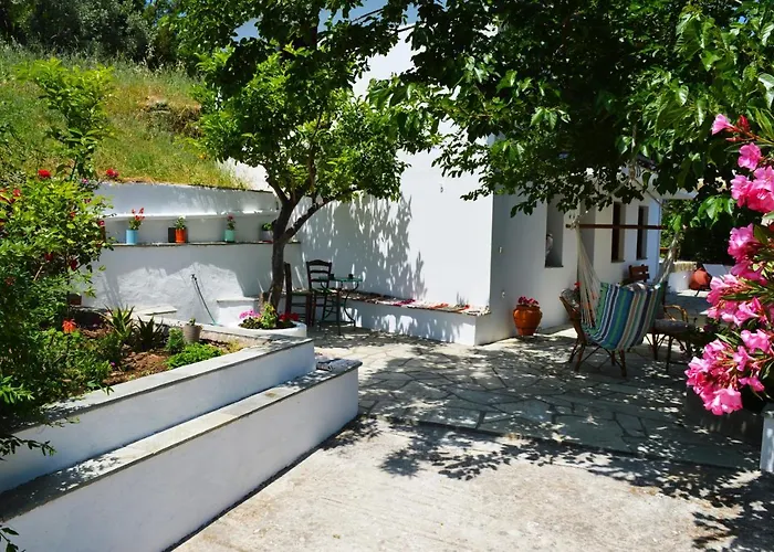 Holiday home Alikias *